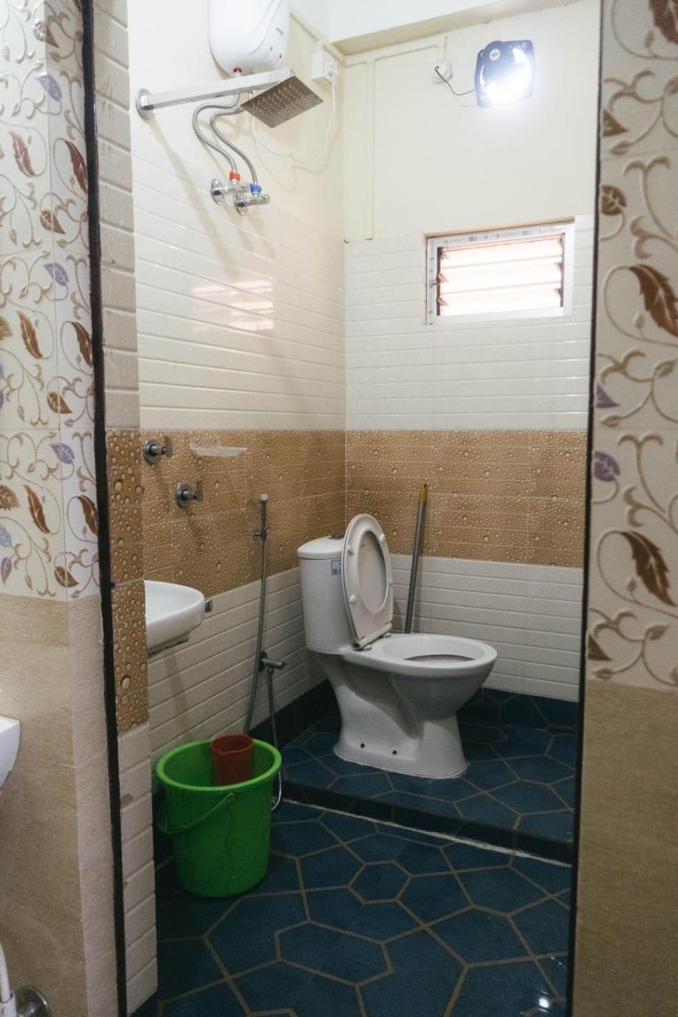 Mulaqat Homestay Силигури Экстерьер фото
