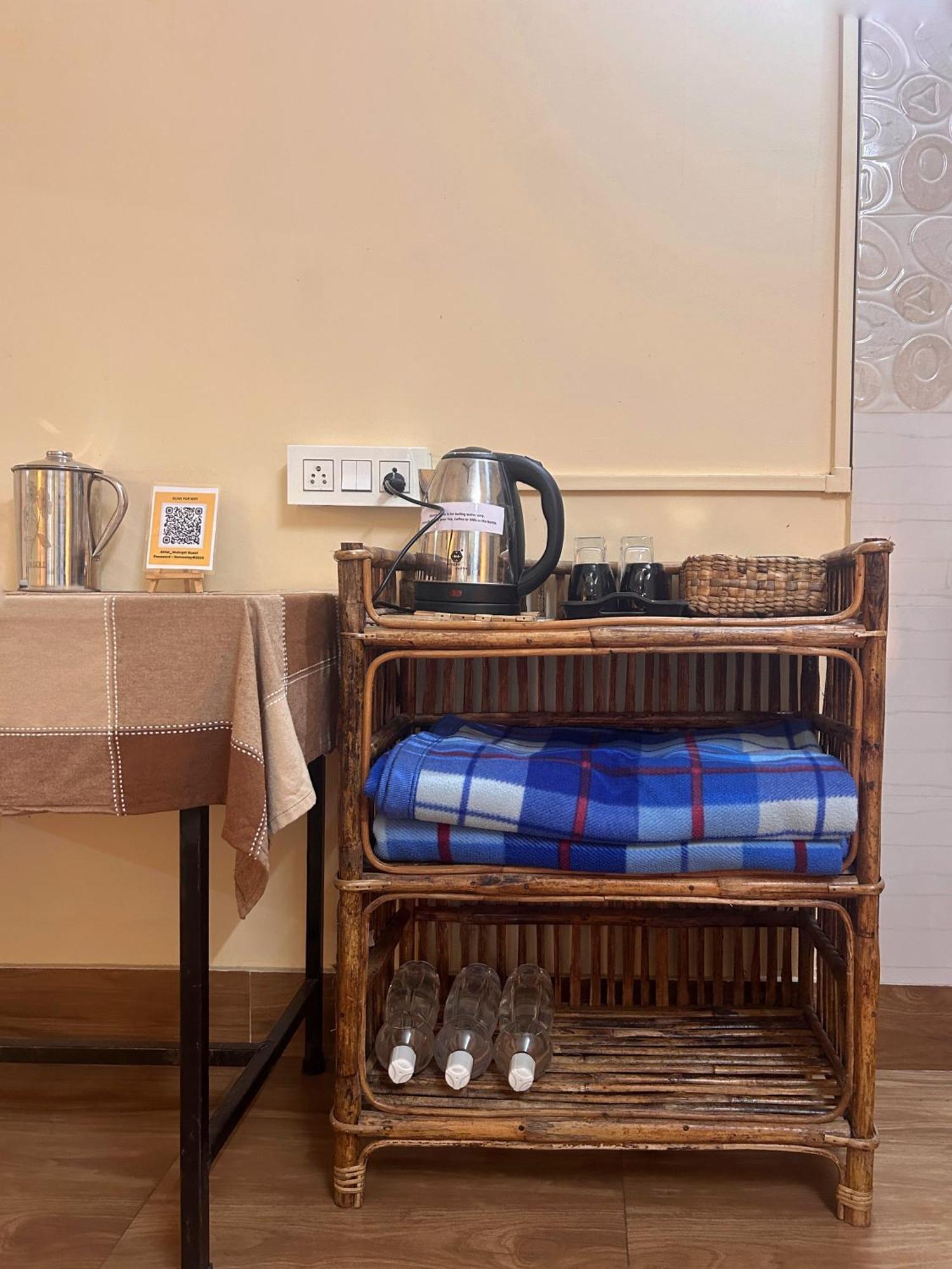 Mulaqat Homestay Силигури Экстерьер фото