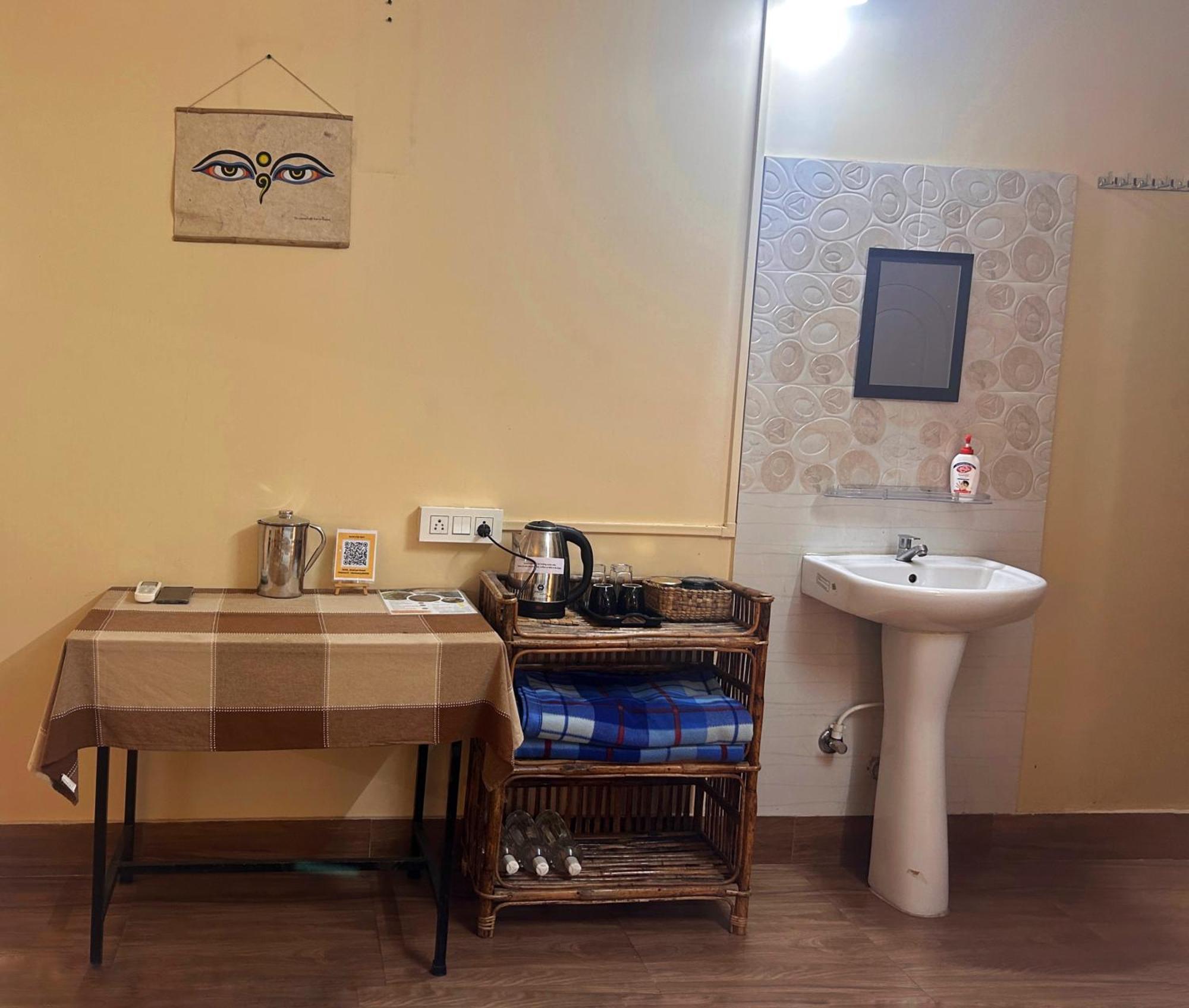 Mulaqat Homestay Силигури Экстерьер фото