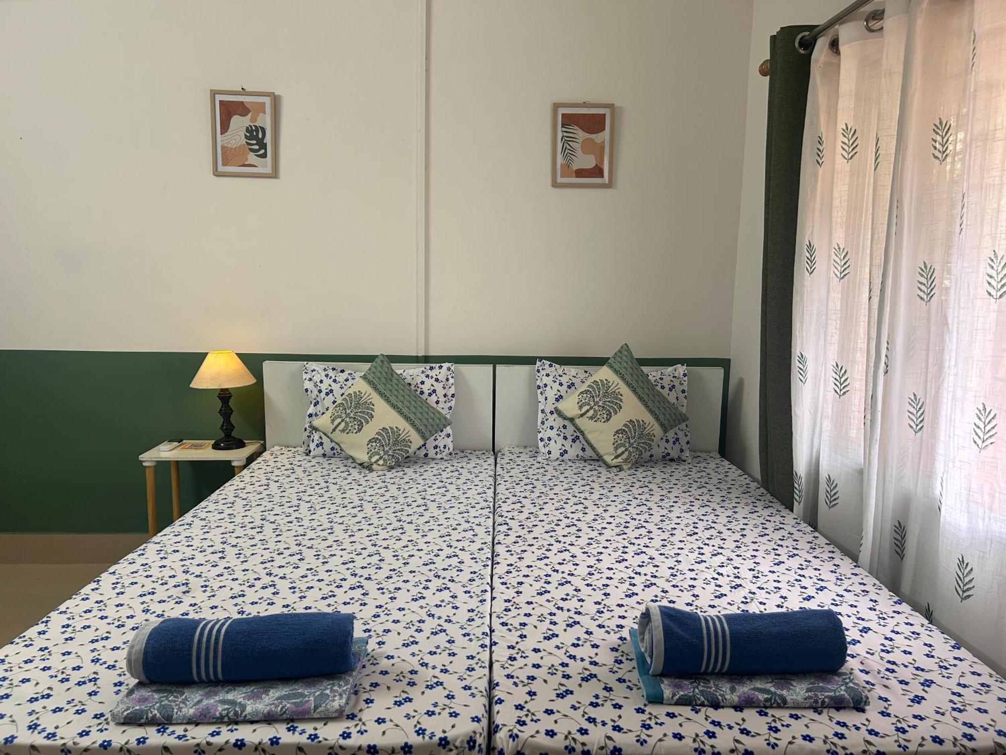 Mulaqat Homestay Силигури Экстерьер фото